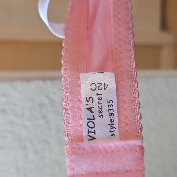Viola's Secret Pink and Light Pink Gentle PushUp Bra Size 42C NWT - Picture 9 of 9